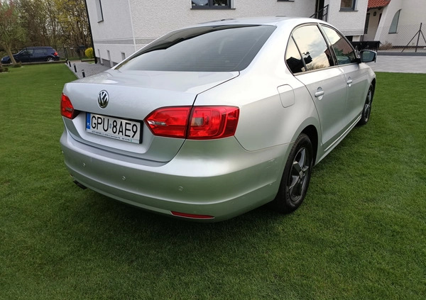 Volkswagen Jetta cena 28300 przebieg: 250640, rok produkcji 2013 z Bytów małe 277